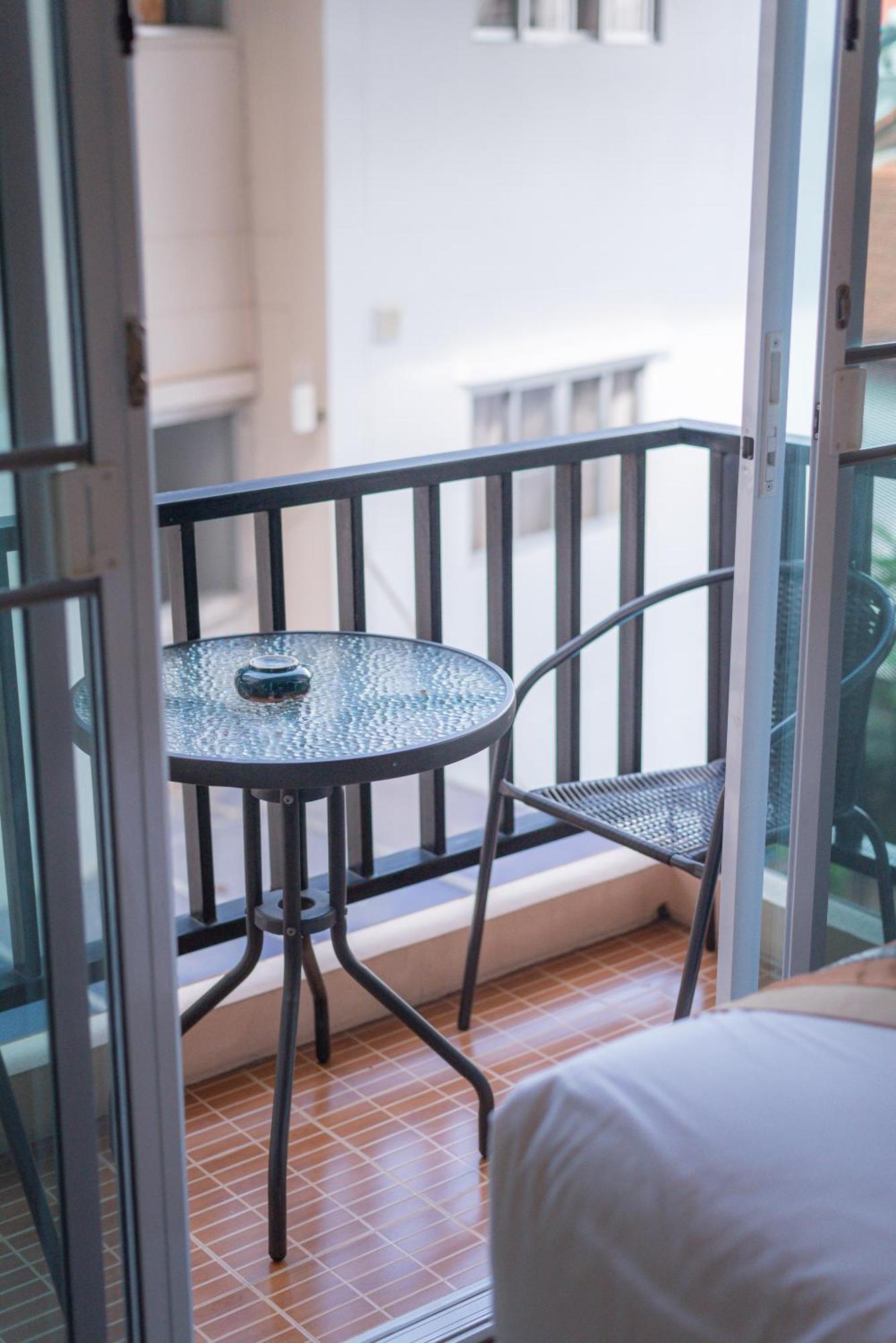 Hotel Manee Cool Mueang Chiang Mai Esterno foto