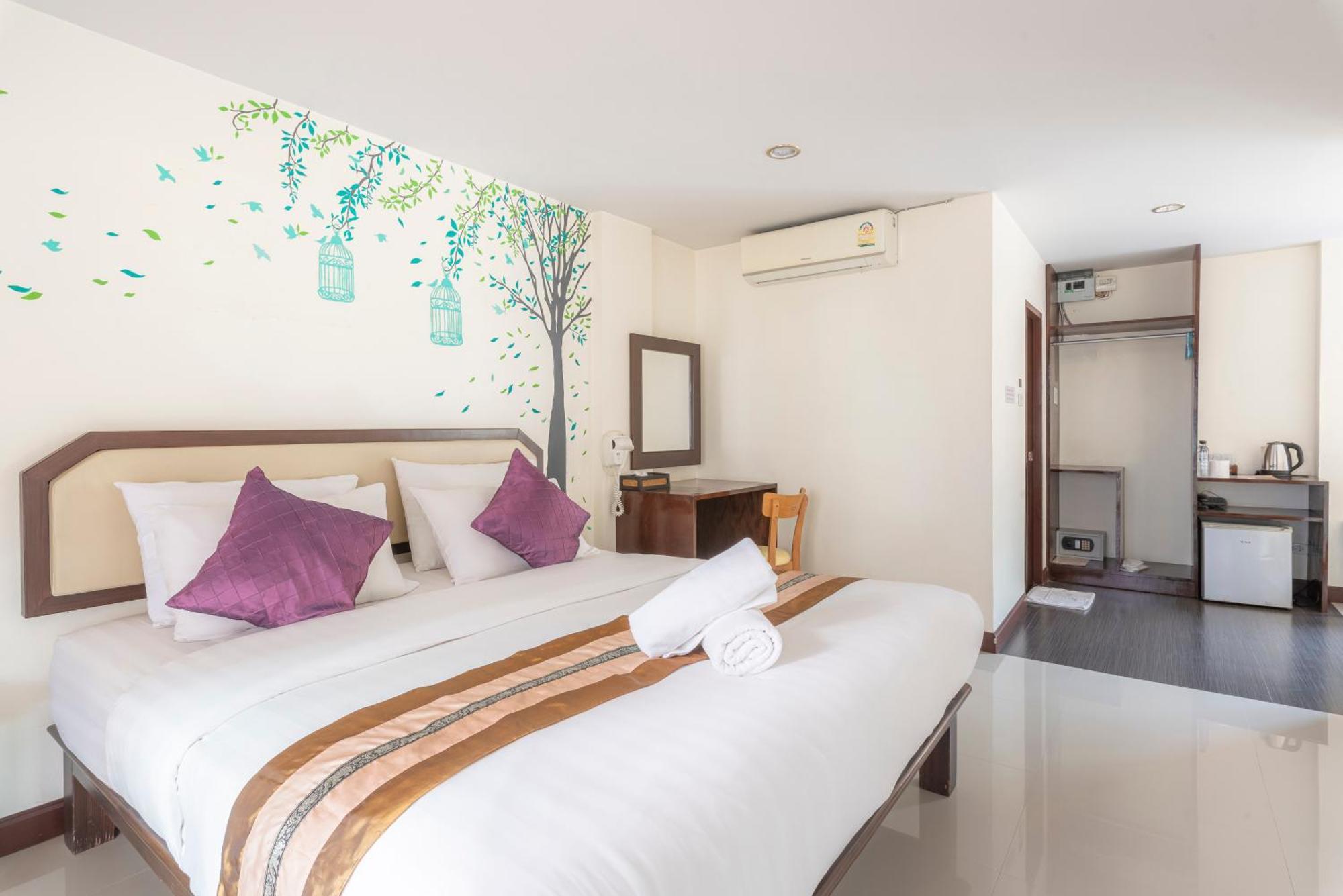 Hotel Manee Cool Mueang Chiang Mai Esterno foto