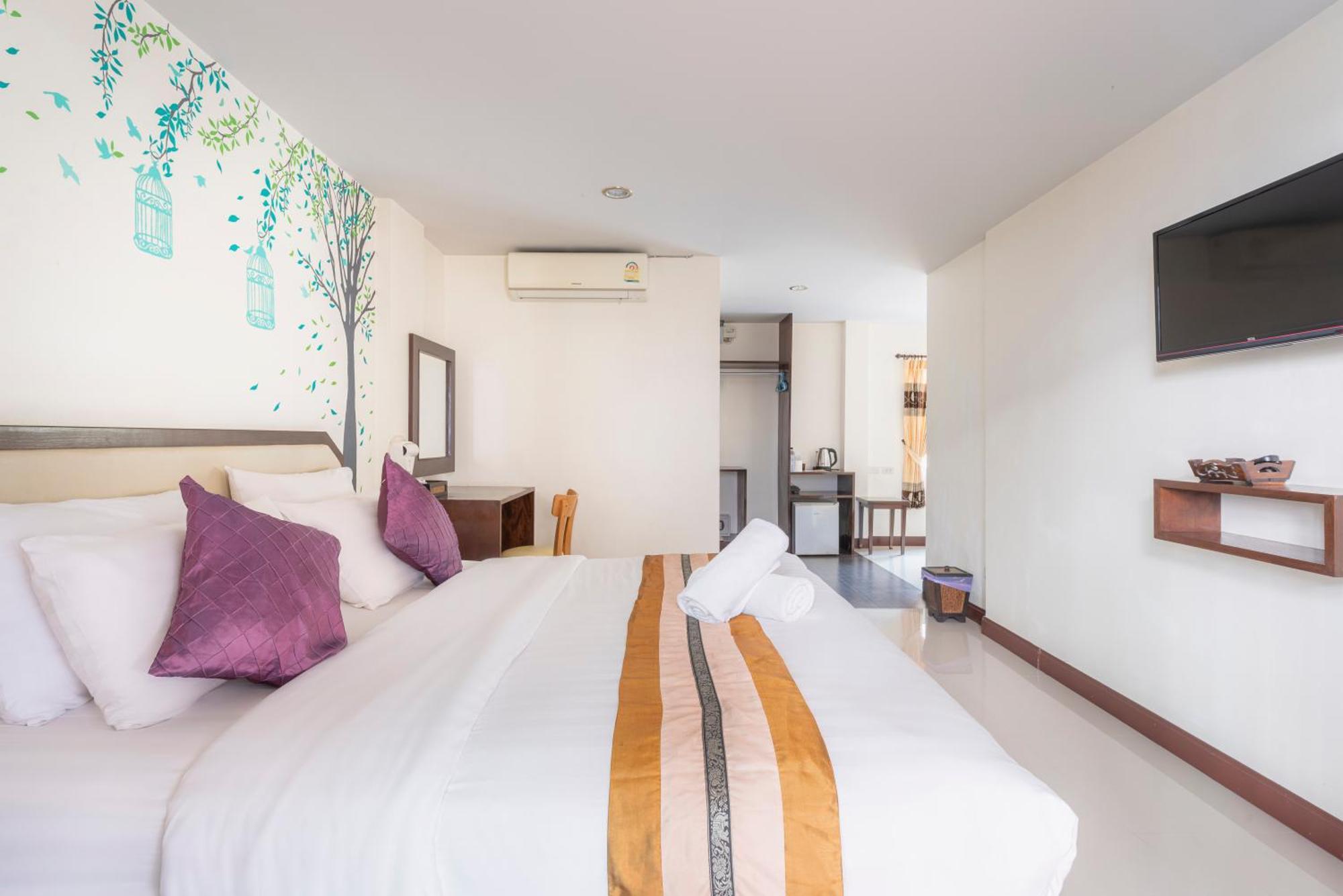 Hotel Manee Cool Mueang Chiang Mai Esterno foto