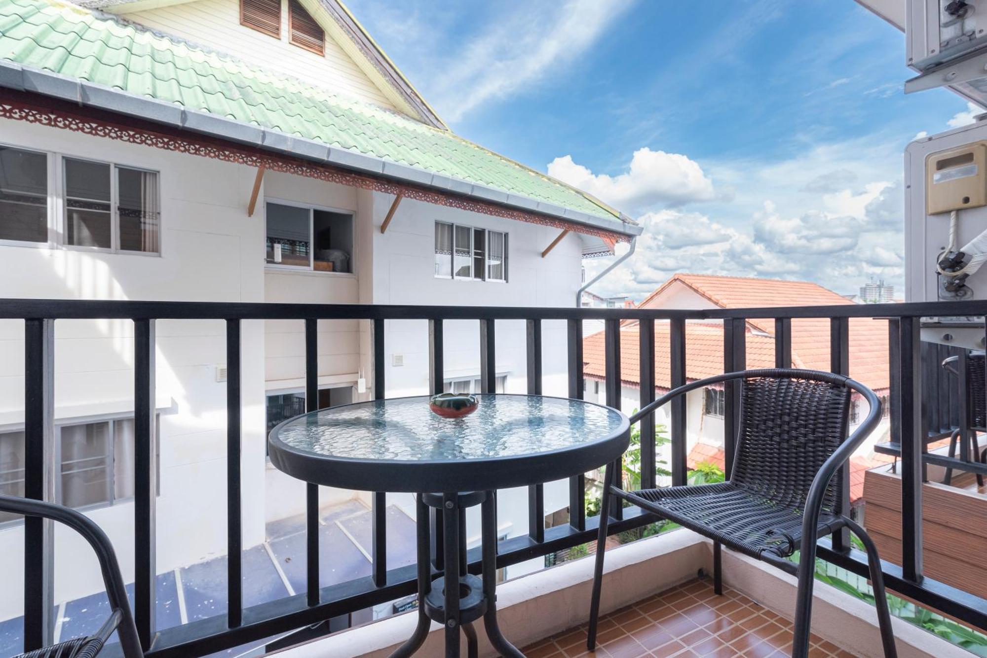 Hotel Manee Cool Mueang Chiang Mai Esterno foto