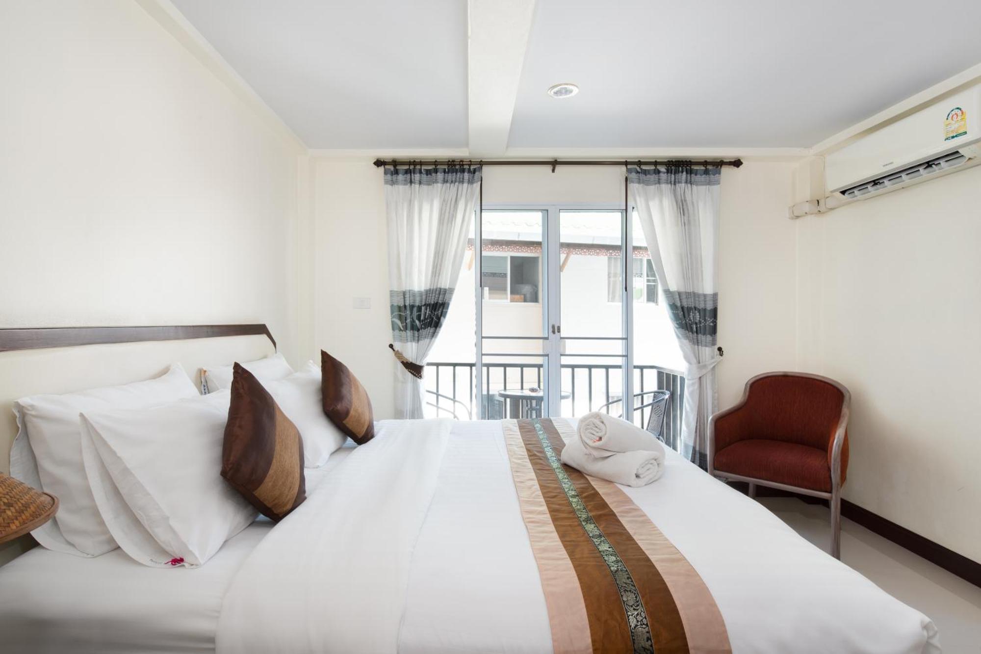 Hotel Manee Cool Mueang Chiang Mai Esterno foto