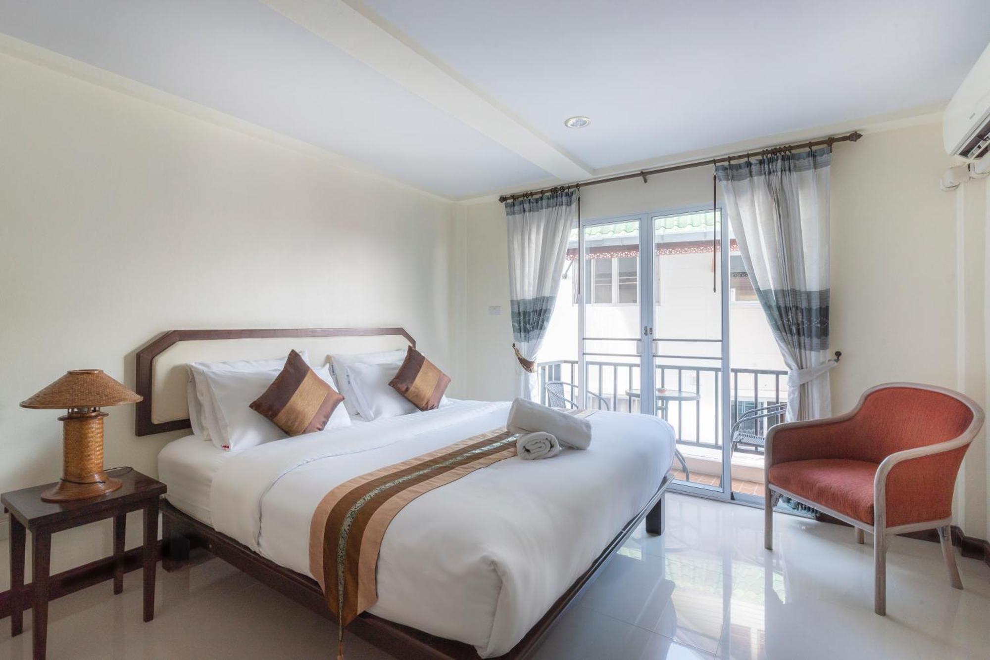 Hotel Manee Cool Mueang Chiang Mai Esterno foto
