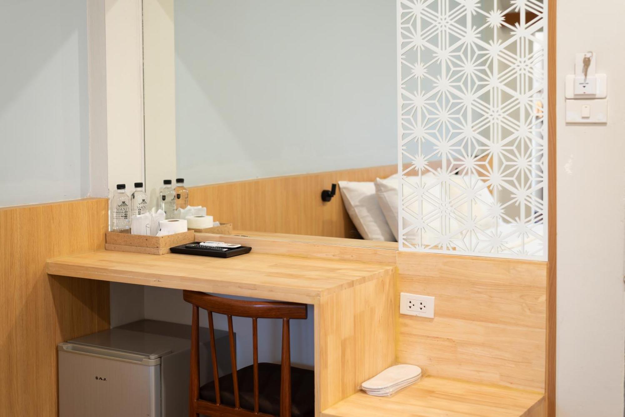Hotel Manee Cool Mueang Chiang Mai Esterno foto