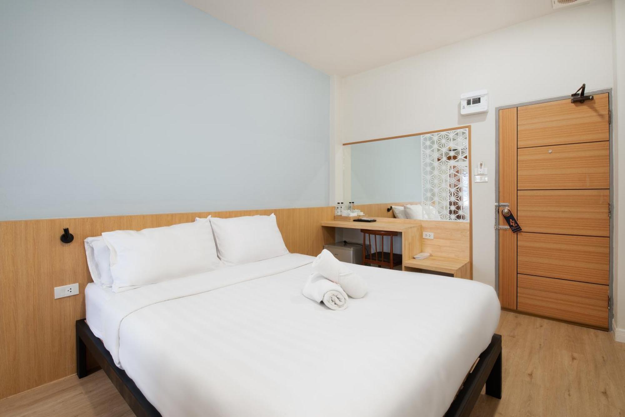 Hotel Manee Cool Mueang Chiang Mai Esterno foto