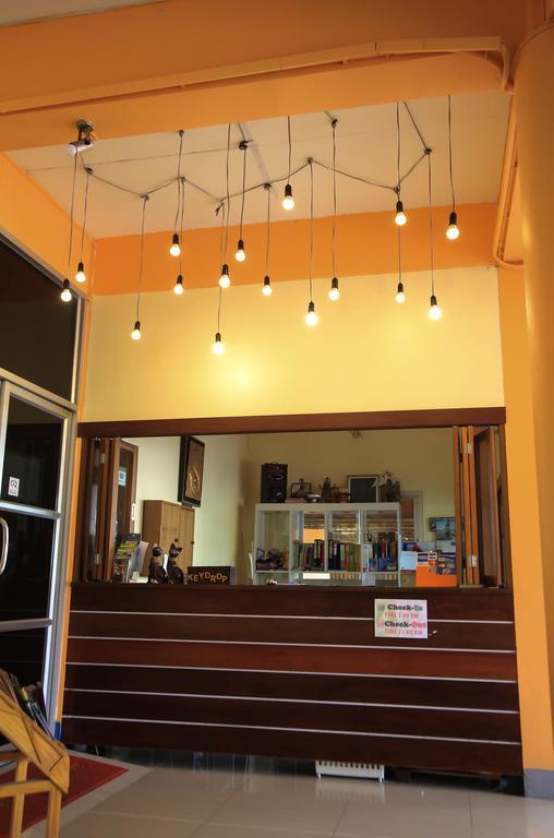 Hotel Manee Cool Mueang Chiang Mai Esterno foto